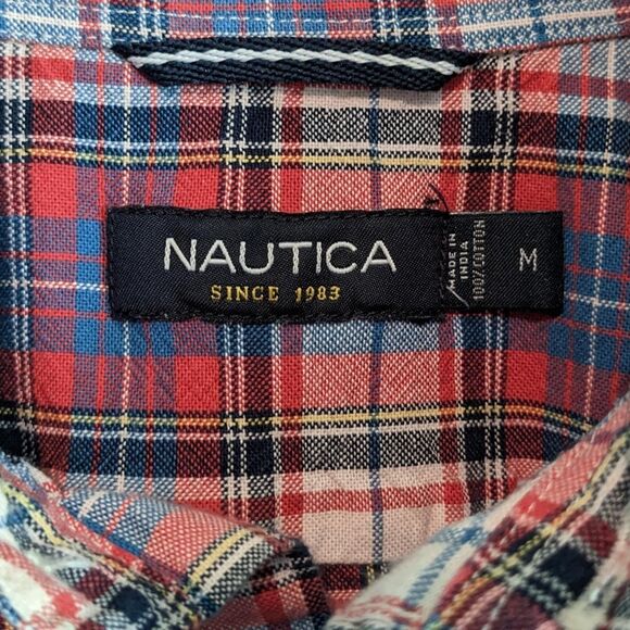 Nautica Size Medium Red Plaid Shirt Mens Thick Cotton Button Down Top Check LS - Picture 2 of 3